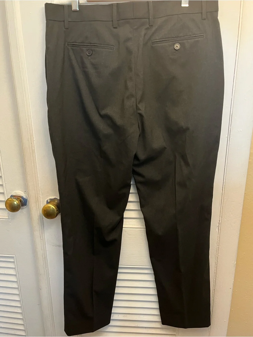 Banana Republic Factory Men’s Gray Tailored Fit Dress Pants. Size 34x32. EUC